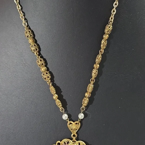 Vintage Western Germany Red Aurora Borealis Antique Gold Tone Filigree Necklace - Picture 12 of 13